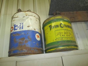 Larger size Vintage Mobil and Twin Cylinder motor oil cans