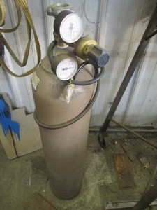 Compressed Argon tank with regulator
