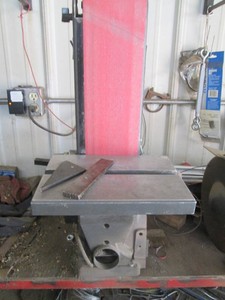 Craftsman 4inx36in upright belt sander with 4 replacement belt Buyer must bring tools for removal