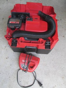 Milwaukee brushless fuel 12v portable vacuum cleaner with 1-battery and 1-charger