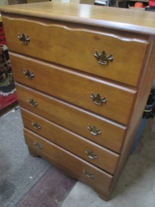 Vintage wood 5-drawer highboy dresser approx 31x18x45in
