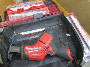Milwaukee fuel m12 12v Hackzall with a wide selection of cutting blades in soft side zip case (no battery or charger)