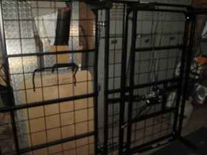 Queen size motorized adjustable bed frame