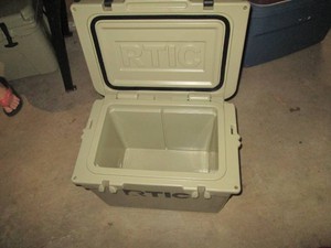RTIC 20 gallon insulated cooler