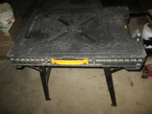 Dewalt portable folding work station 2-ton hydraulic trolley jack
