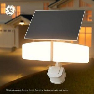 GE Outdoor 5CCT Security 2 Head Solar Motion Sensing Light Fixture