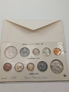 1949 United States Mint Set No. 9913 (Does not Include The 2 Quarters)