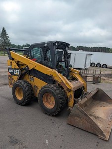 CAT 262D Skid Steer Loader
