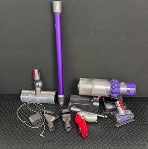 Dyson Cordless Stick Vacuum With Attachments