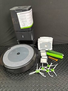 iRobot Roomba Robot Vacuum With Base & Accessories