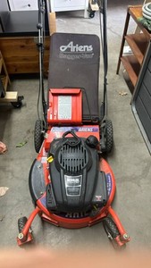 Ariens 21 Bagger-Vac Self-Propelled Lawn Mower
