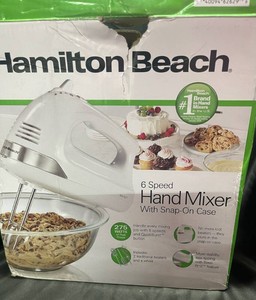 Hamilton Beach 6 Speed Hand Mixer 62629 White with Snap-On Case Open Box