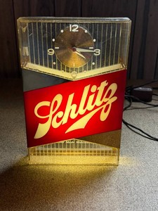 Schlitz Beer Light Up Clock