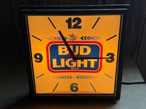 Bud Light Light Up Clock
