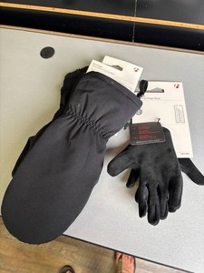 Bontrager Stormshell Cycling Mitts & Velocis Full Finger Gloves Mixed Lot