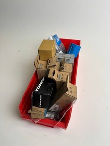 Shimano & Token Bottom Brackets Mixed Lot