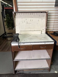 Vintage Schwinn Shop Workbench With Oxford Vise