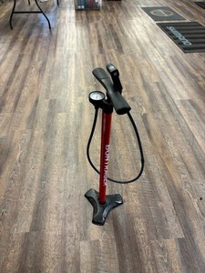 Bontrager Floor Pump With Gauge
