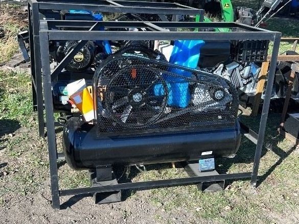 AGT Air Compressor, 40 Gallon, w Briggs & Stratton Engine (AC)
