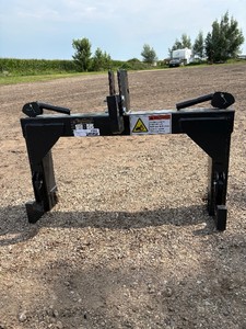 Wolverine Class 1 Tractors Quick Hitch (TR-26-01C)