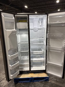 GE Refrigerator and Freezer