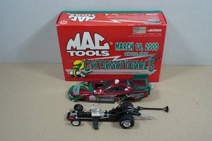2000 Action Gatornationals 124 Scale Event Funny Car Diecast