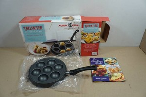 Vintage Nordicware Elskiver Filler Pancake Pan