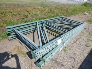 5 Pallet Racking 10 Uprights (Teardrop)