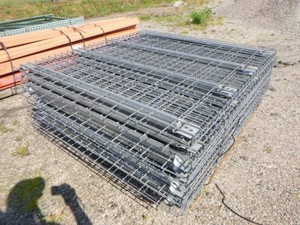 20 Pallet Racking 52 X 48. Wire Decks