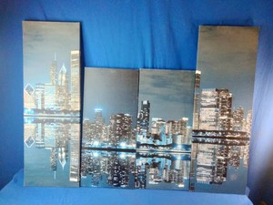 4-panel canvas print of the Chicago skyline at night