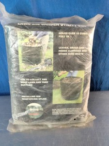 New  Lawn and garden utility bag