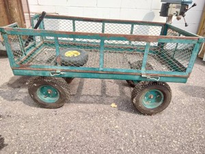 Green heavy-duty steel mesh utility wagongarden cart