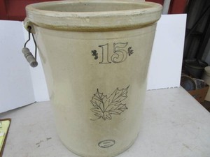 Western Stoneware #15 Crock