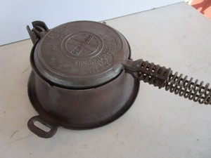 Griswold No 8 Waffle Iron & High Base