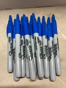 Sharpie Blue Retractable Markers