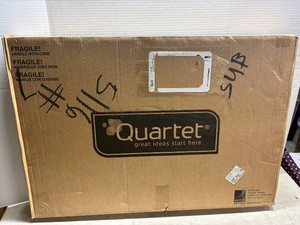 Quartet 3-Panel Presentation TabletopFloor Display