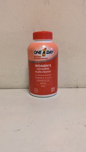 NEW ONE A DAY WOMENS COMPLETE MULTIVITAMIN
