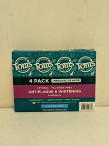 NEW TOMS ANTIPLAQUE & WHITENING TOOTHPASTE PEPPERMINT 4PK