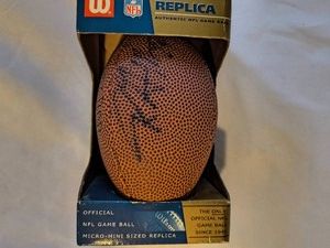 Mn Vikings Great Robert Griffith Signed Mini Football