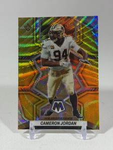 Cameron Jordan 17 Gold Wave Mosaic 2022 #142 numbered 1117 Football Card