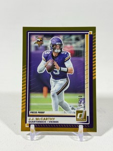 JJ McCarthy 50 2025 Dontuss Press Proof Gold #57 Numbered 0750 Minnesota Vikings Football Card