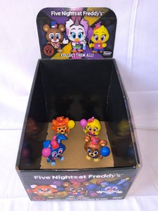 Five nights at Freddys Balloon Circus vinyl figures(4) with original display box