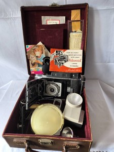 Vintage Polaroid land camera-model 110A