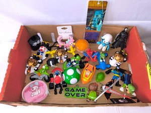 Lot of Vintage,Retro and Modern Collectibles