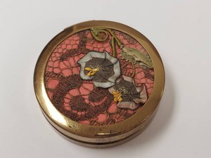Vintage Brass Round Powder Compact Ribbonwork Flowers Lace Top Approx 2.4