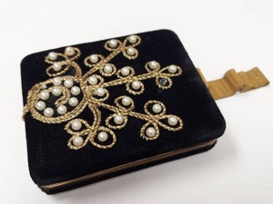 Vintage 1940s Zell Fifth Avenue Velvet Pearl Vanity Carryall Compact Set