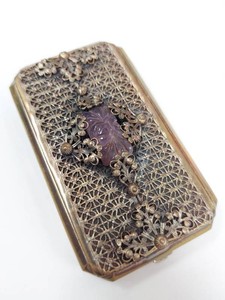 Vintage Art Deco Filigree Double Compact Carved Amethyst Glass MOP Back