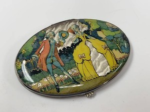 Gwenda Art Deco Oval Enamel Compact Courting Scene Made in England