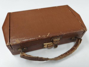 1920s Travel Vanity Case Set Brown Leather Mirror & Vanity Pieces