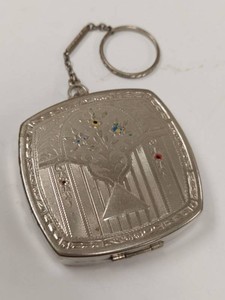 Evans Art Deco Finger Ring Compact Silver Tone Floral Enamel Vanity